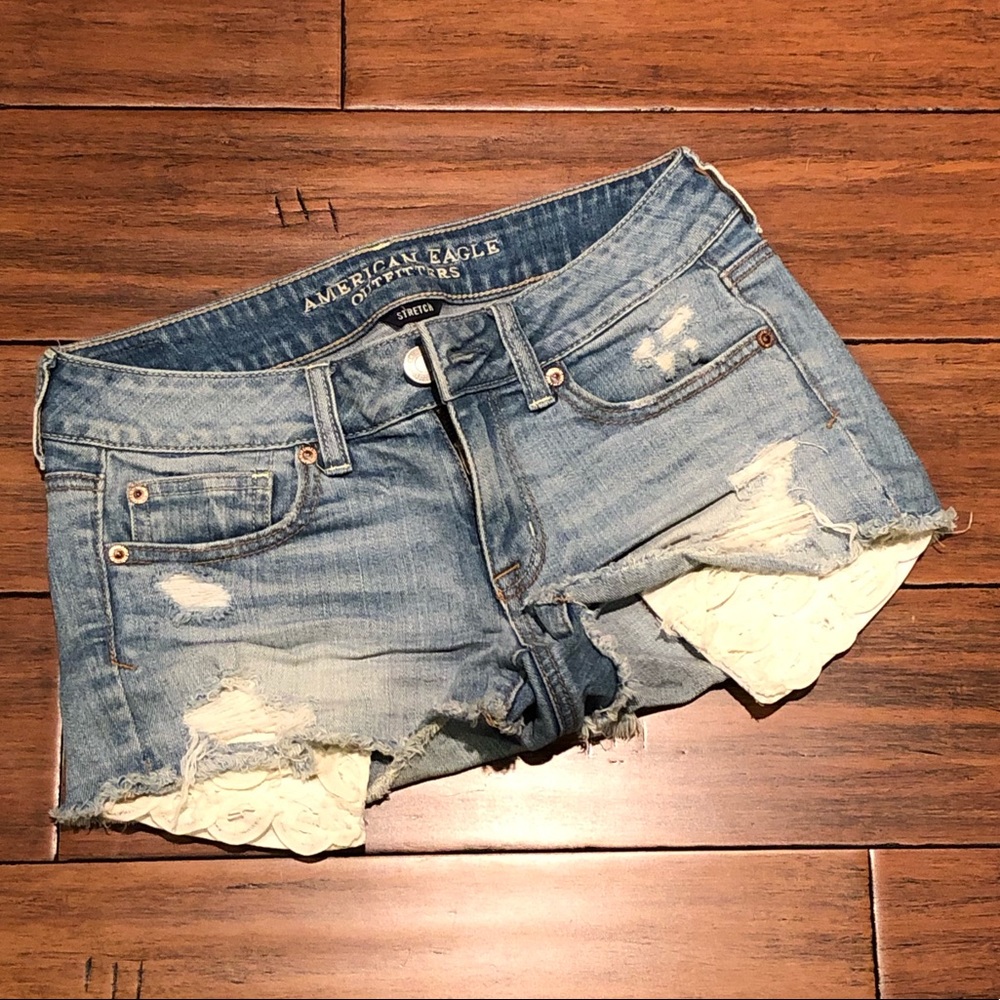 AMERICAN EAGLE jean shorts size 2